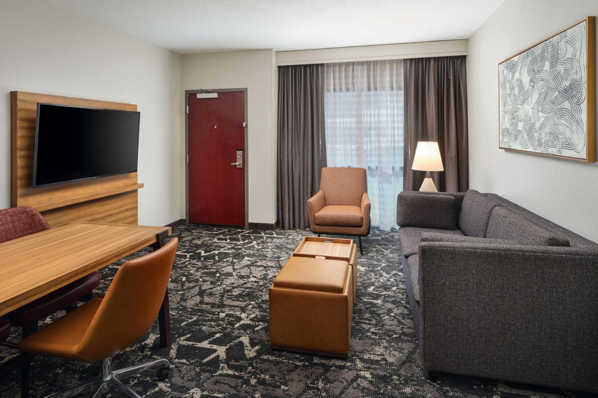 Embassy Suites By Hilton Hampton Convention Center Eksteriør bilde